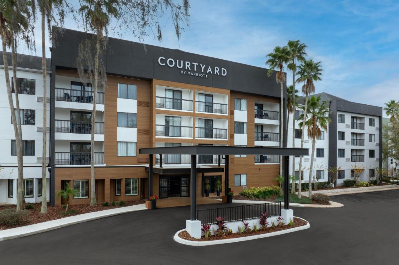 Courtyard By Marriott Orlando East/Ucf Area Hotel Exterior foto